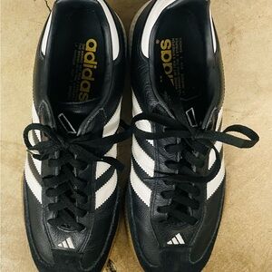 Like new Adidas Sambas